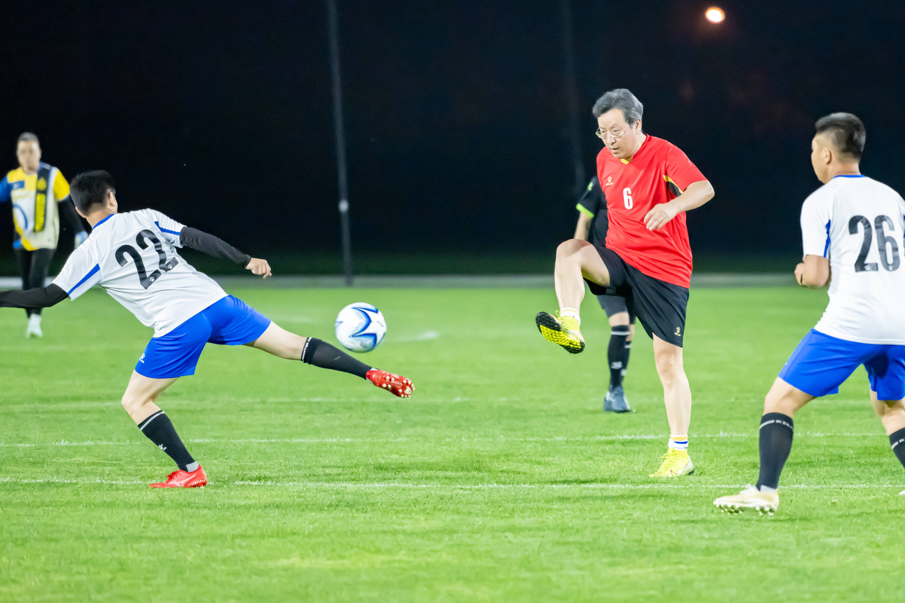 内线支点的 内线支点的