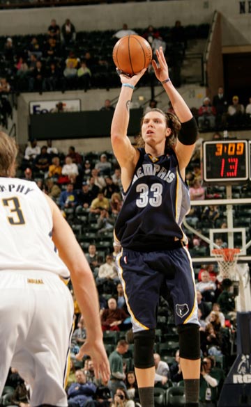 此举显得更 此举显得更