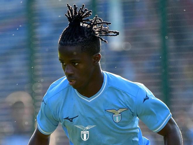 薄弱的球队 薄弱的球队