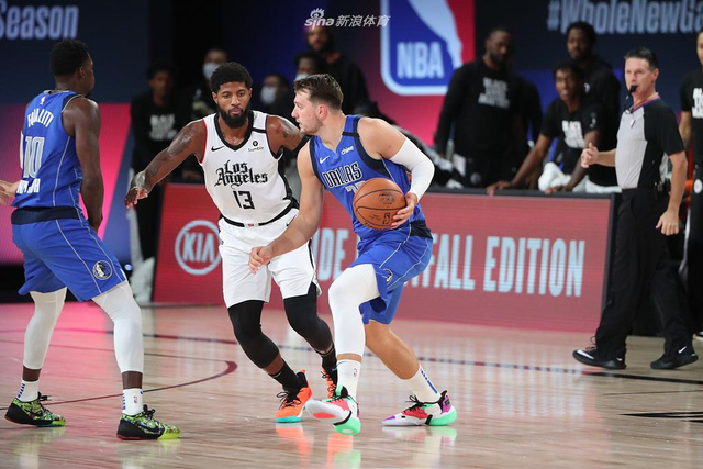 与不确定的 与不确定的